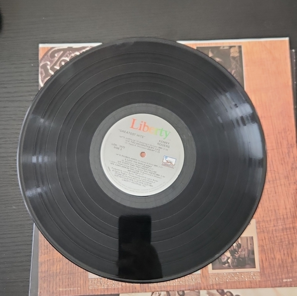 Kenny Rogers - Picture 4 of 7